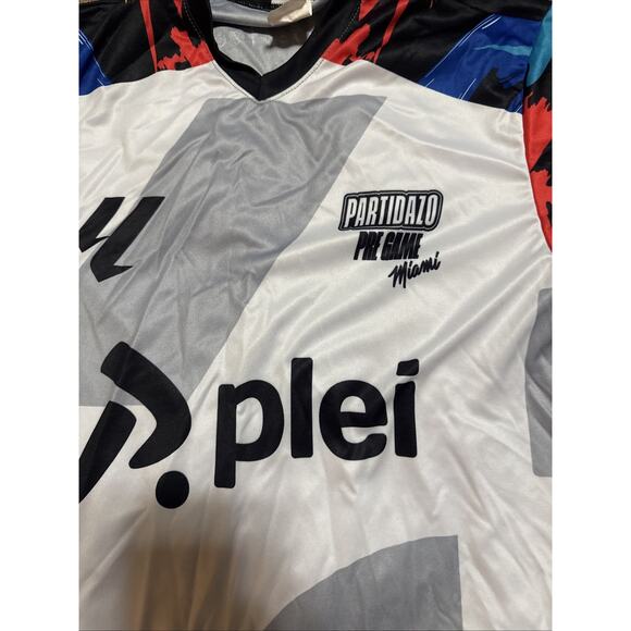 Plei Pre Game Shirt M - Picture 5 of 8